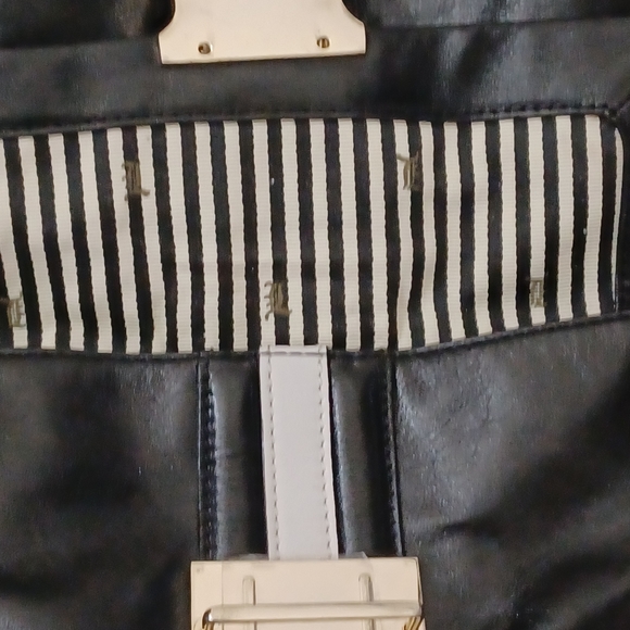 SOLD!! L.A.M.B Genuine Leather Handbag - Picture 3 of 8
